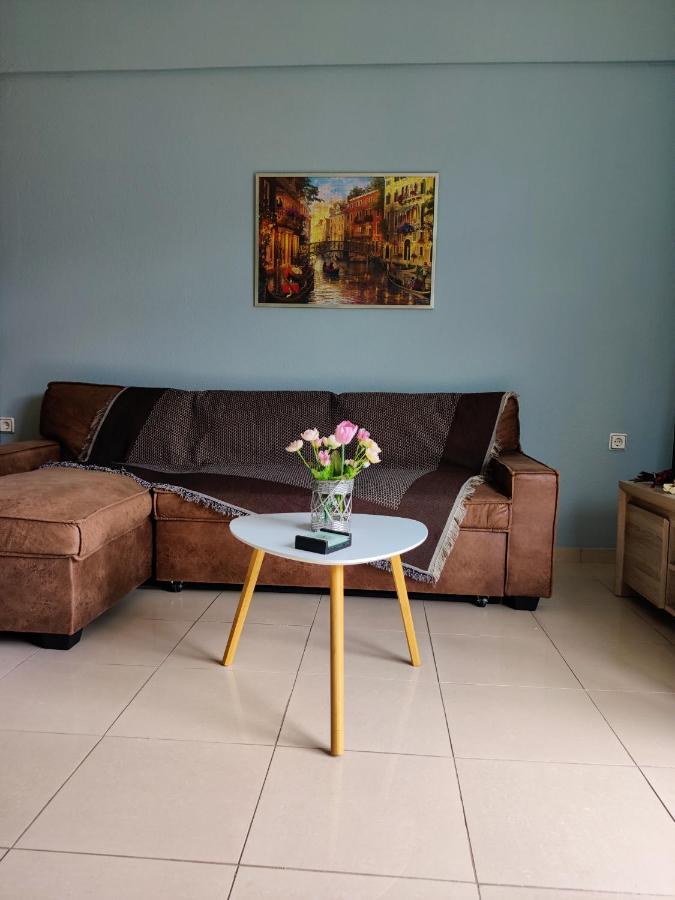 Hospitable Appartment In The Central Park, Xánthi Exterior foto